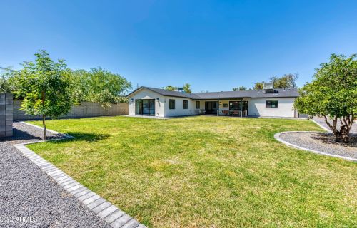 3413 45th St, Phoenix AZ  85018-6028 exterior