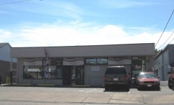 416 Watertown St, Newton, MA 02458-2075