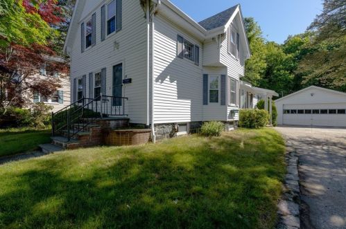 29 Fremont St, Taunton, MA 02780-2326