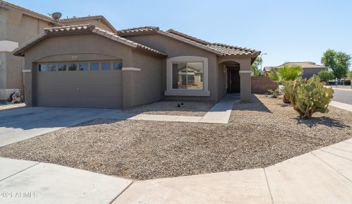 6718 32nd Ln, Phoenix, AZ 85041-9330