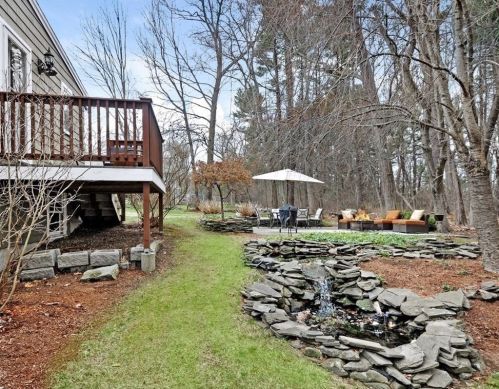 20 Brucewood Rd, Acton MA 01720-4422 exterior