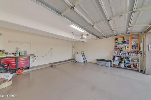 2542 42nd St, Phoenix AZ 85032-4729 exterior