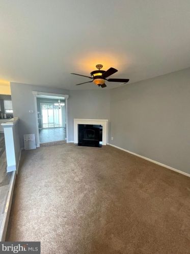 117 Pendragon Way, West Deptford NJ  08051-2219 exterior