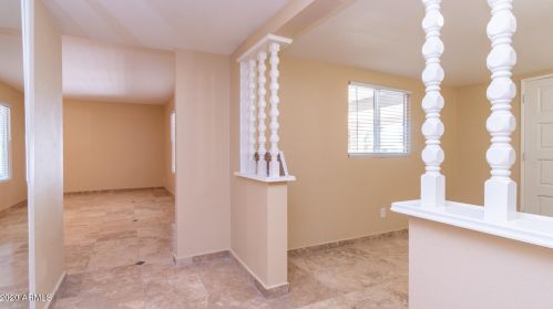 2136 Bethany Home Rd, Phoenix AZ 85015-1938 exterior