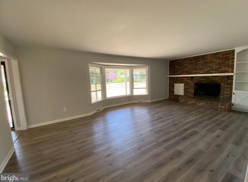 28078 Gaunts Bridge Rd, Columbus NJ  08022-1812 exterior