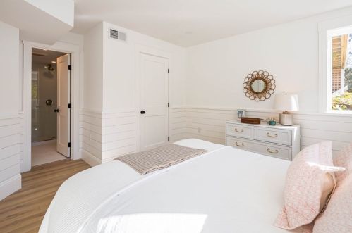 875 Orleans Rd, Chatham MA 02633-1977 exterior