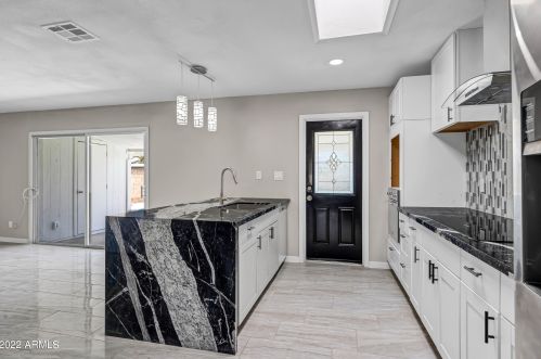 3309 Cholla St, Phoenix AZ 85029-3817 exterior