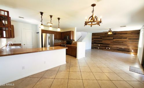 5613 31 Dr, Phoenix AZ 85041-4304 exterior