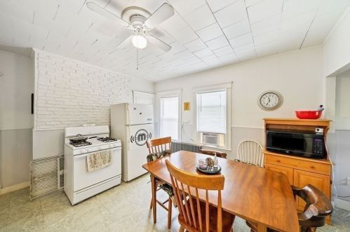 30 Atherton St, Quincy MA 02169-6801 exterior