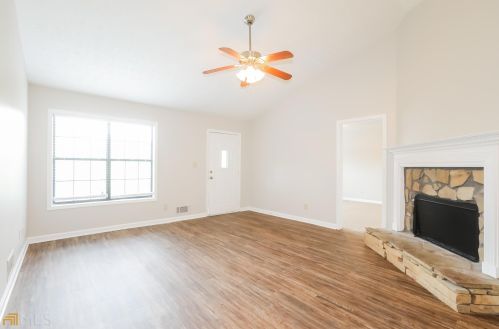 536 Oakview Dr, Stockbridge GA  30281-2014 exterior