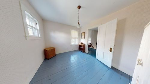 77 Mcclellan St, Amherst MA 01002-2012 exterior