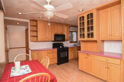 784 Broadway, Everett MA 02149-4046 exterior