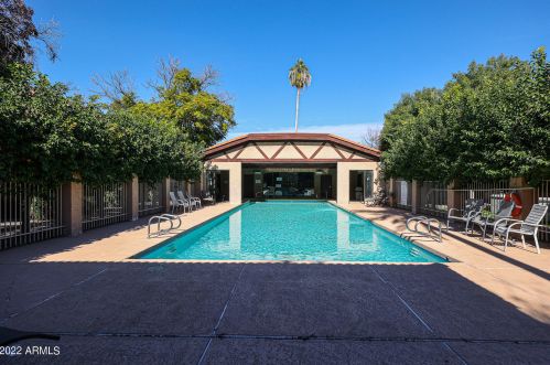 18239 40th St, Phoenix AZ  85032-1447 exterior