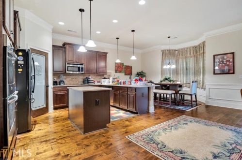 176 Way Point Dr, Stockbridge GA 30281-4050 exterior