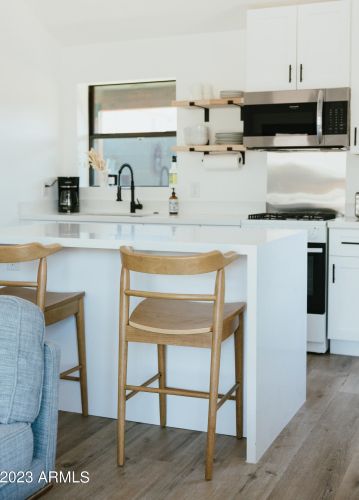 2635 Clarendon Ave, Phoenix AZ 85018-5958 exterior