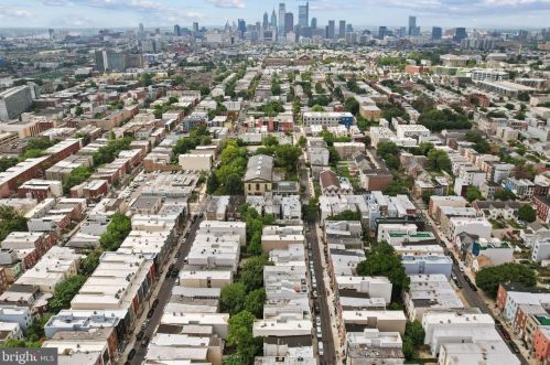 1836 Bouvier St, Philadelphia, PA 19121-3306