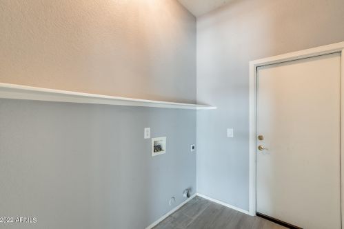 519 Anderson Ave, Phoenix AZ 85023-2211 exterior