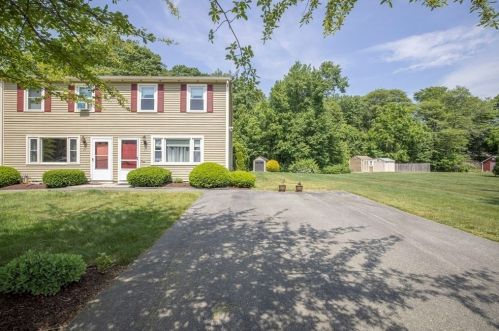 45 Old Forge Rd, East Bridgewater, MA 02324-1460