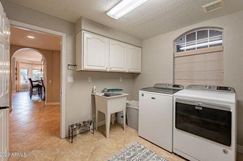 1368 Desert Flower Ln, Phoenix AZ  85048-5928 exterior