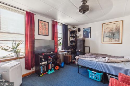 2204 15 St, Philadelphia PA 19132-4414 exterior