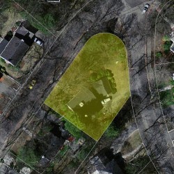36 Stony Brae Rd, Newton MA  02461-1727 aerial view