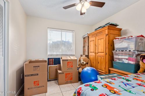 3736 Charter Oak Rd, Phoenix AZ 85032-7452 exterior