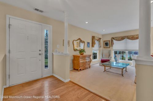 11 Charles Ct, Tinton Falls NJ 07712-7941 exterior