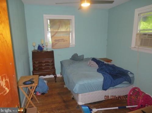 117 Military Dr, West Deptford NJ 08063-1506 exterior