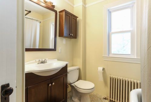 29 Fairview St, Dedham MA 02026-3254 exterior