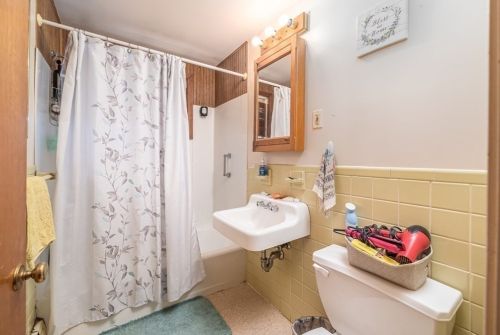 29 Scenic Dr, Worcester MA 01602-2223 exterior