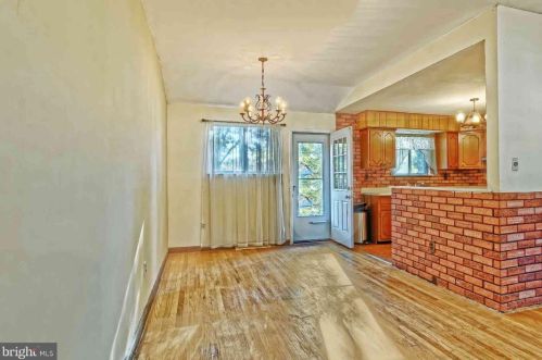 1375 Park Pl, West Deptford NJ 08093-1940 exterior