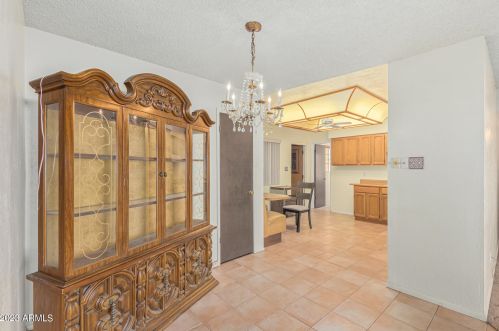 6738 33rd Ave, Phoenix AZ 85041-7416 exterior