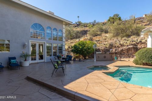 14828 15th Ave, Phoenix AZ 85015-3806 exterior