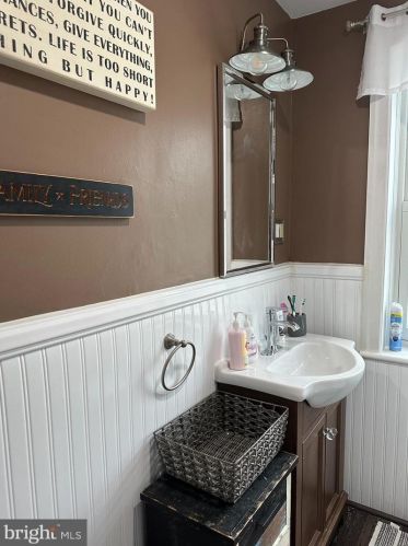 440 Jackson St, West Deptford NJ 08096-2355 exterior