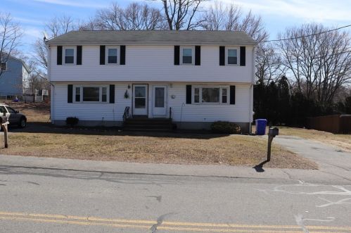 341 School St, Taunton, MA 02780-1956