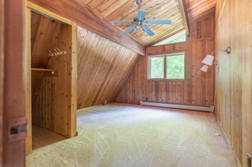 1 Gln Dr, Wantage NJ 07461-4801 exterior