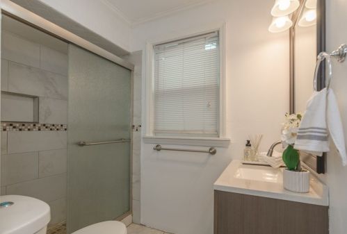 3 Mt Vernon St, Lawrence MA 01843-3206 exterior