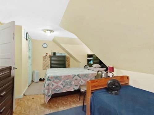 21 Kenwood Rd, Everett MA 02149-3015 exterior