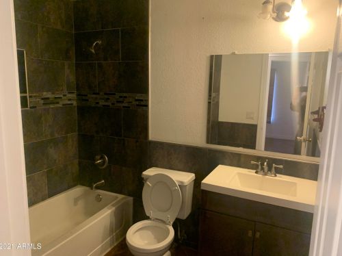 6729 Catalina Dr, Phoenix AZ 85019-4433 exterior