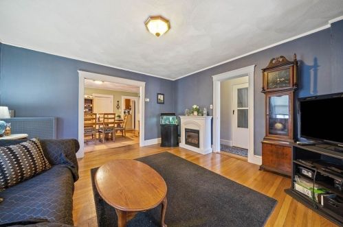 30 Atherton St, Quincy MA 02169-6801 exterior