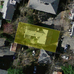 24 Richardson St, Newton MA  02458-1914 aerial view