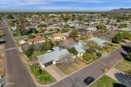 6704 11th St, Phoenix AZ  85014-1028 exterior