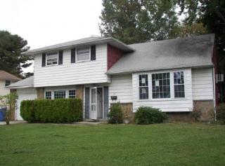 22 Fairmount Dr, Aura NJ  08028-1306 exterior