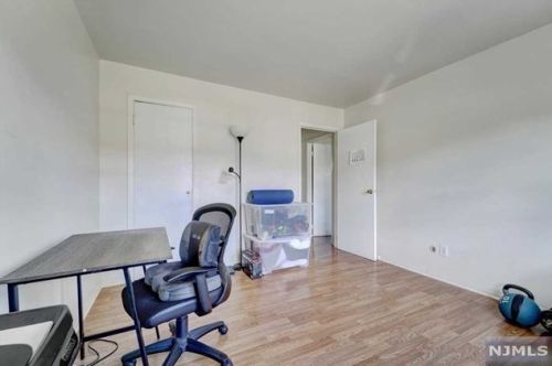 118 Sussex St, East Newark NJ 07029-2122 exterior