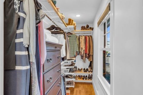 12 Baker Ave, Beverly MA 01915-3504 exterior