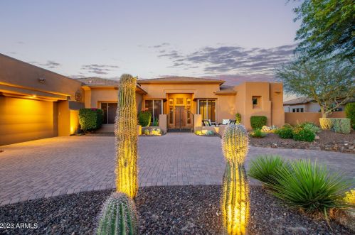 22843 54th St, Phoenix AZ  85054-7199 exterior