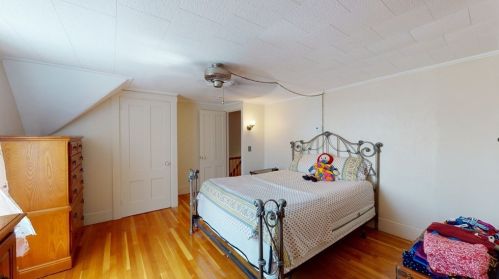 471 Main St, East Bridgewater MA 02324-1476 exterior