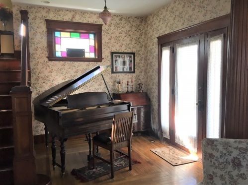 39 Madison St, Taunton MA 02780-1867 exterior