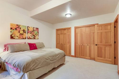 3008 Wedge Cir, Park City UT 84098-5894 exterior