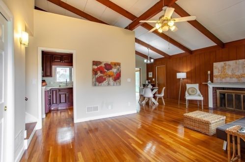 12 Notre Dame Rd, Acton, MA 01720-2109